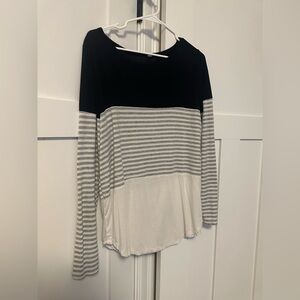 Flamingo Urban Black and Gray Long Sleeve Fitted Tunic